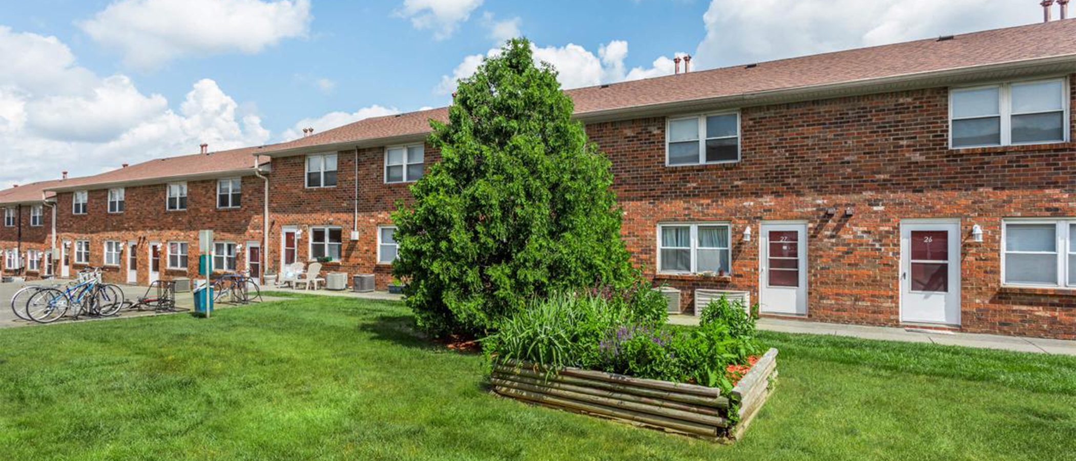 Sassafras Hill Apartments - Apartments in Bloomington, IN